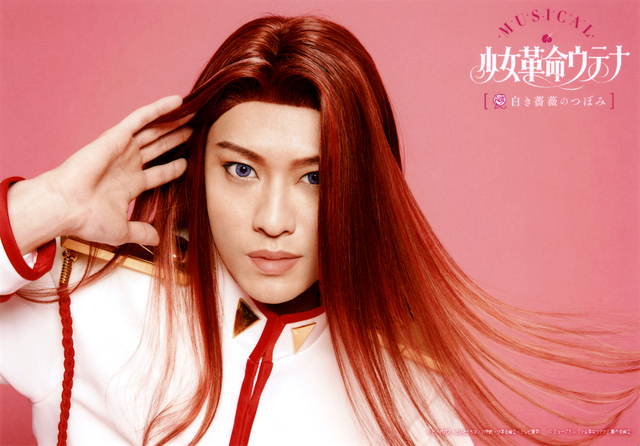 Shuffle Portrait Touga 01